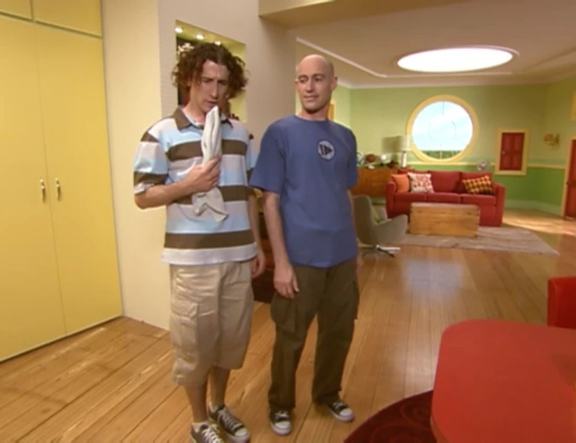 Bob the Blanket (Upside Down Show)