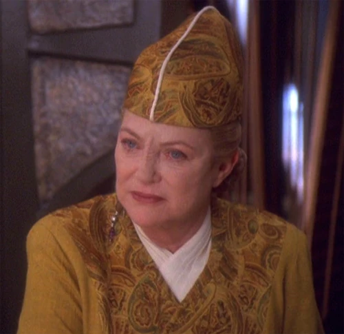 Louise Fletcher As Kai Winn (Star Trek Deep Space Nine, DS9)