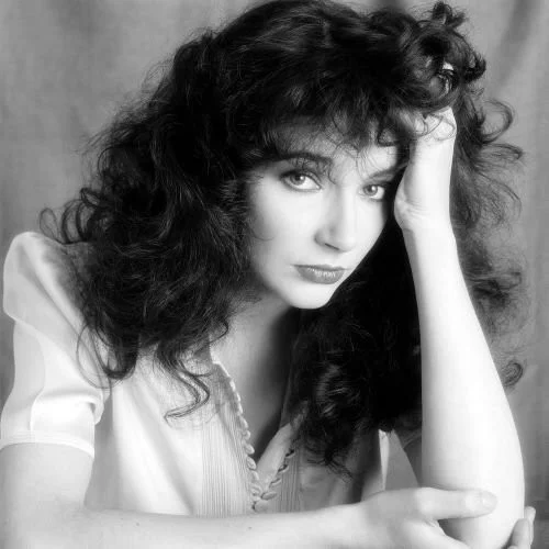 Kate Bush (The Man With The Child In His Eyes Single)