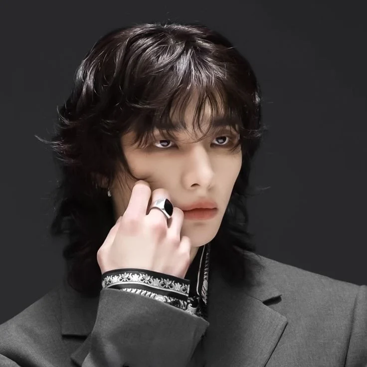 HYUNJIN (STRAY KIDS) VERSION 2
