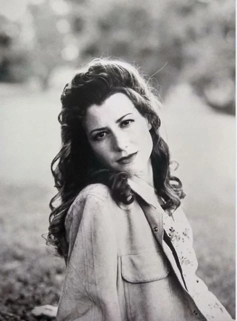 Amy Grant (How Can We See That Far Single)
