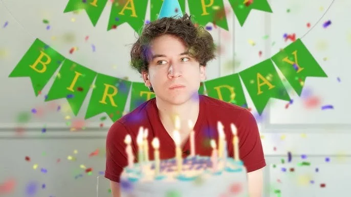 Happy birthday but in every key at once