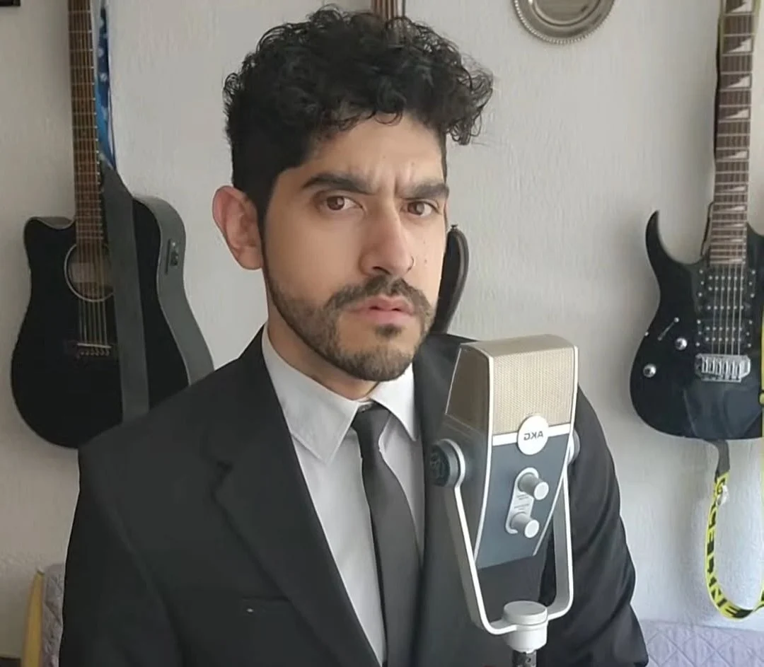 Nando Fortanell (Youtuber Latino / Latin Youtuber) [Cantante Latino / Latin Singer] (Actor de Doblaje Latino / Latin American Voice Actor) [Coverista Latino / Latin Cover Artist] (Latín América Spanish / Latín Americ)