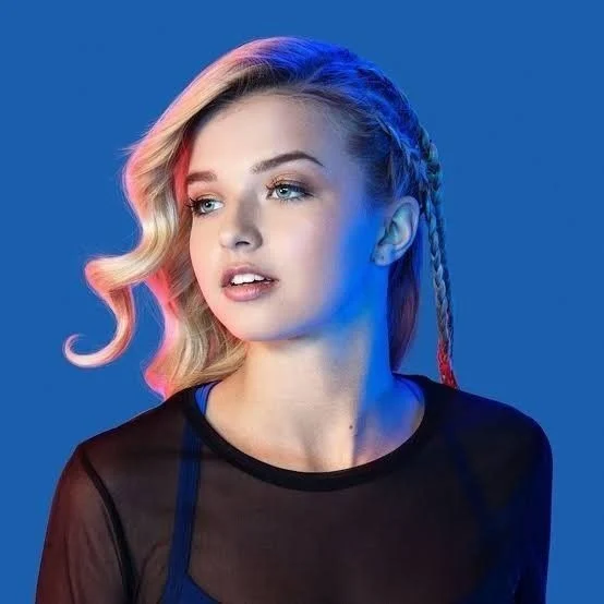 Joalin Loukamaa (NOW UNITED)