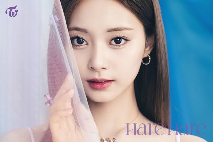 Tzuyu (Twice)