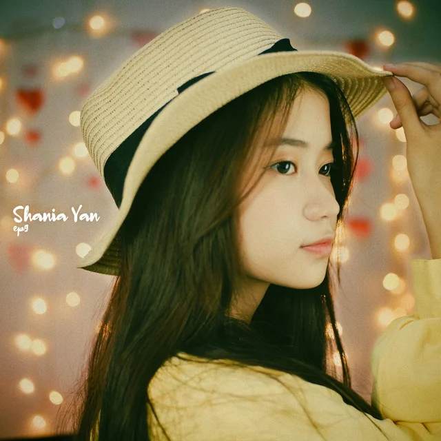 Shania Yan