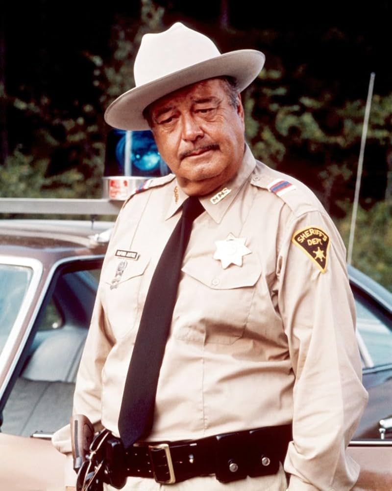 Buford T. Justice (Smokey and the Bandit 1) (1977 era) (actor Jackie Gleason), O