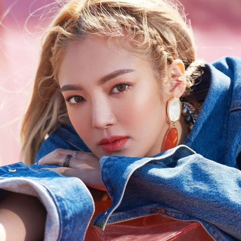 Hyoyeon (SNSD) 2