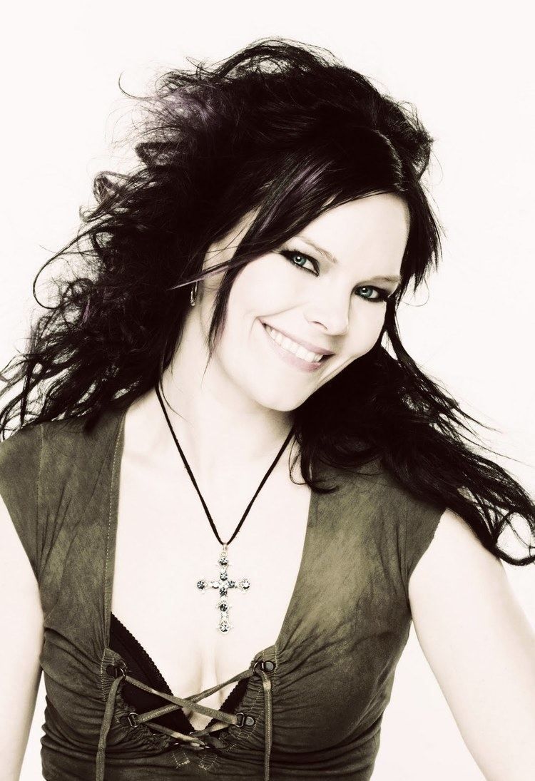 Anett Olzon