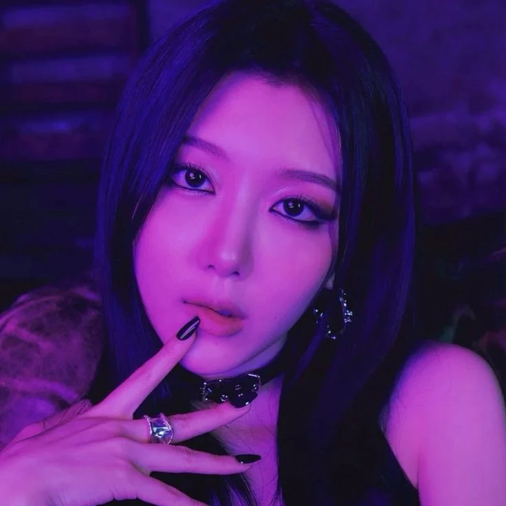 BADVILLAIN YUNSEO
