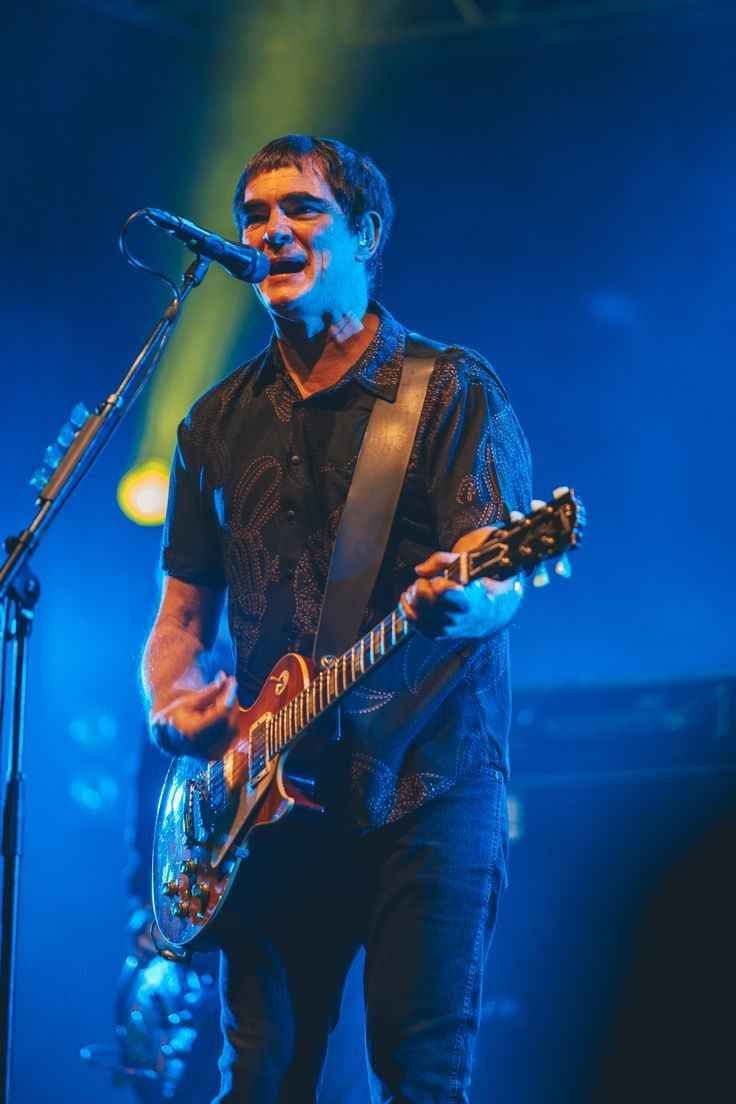 Samuel Rosa(ex vocalista-Skank)