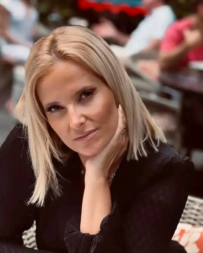 Cristina Ferreira ( Portuguese Presenter )v2