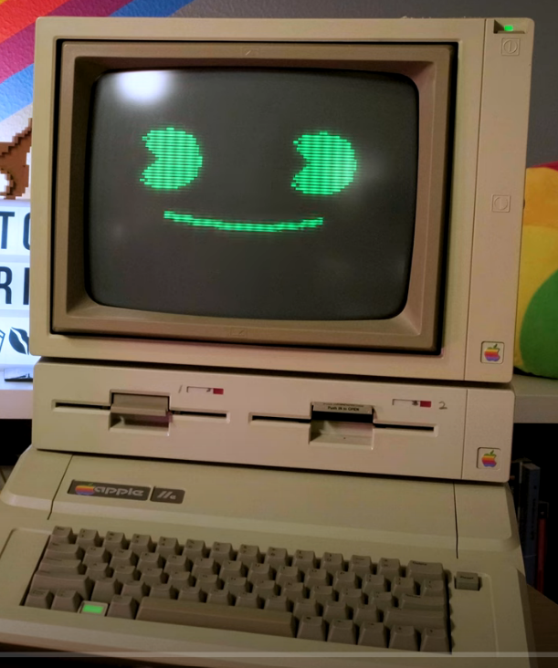 Twoee - Macintosh Librarian