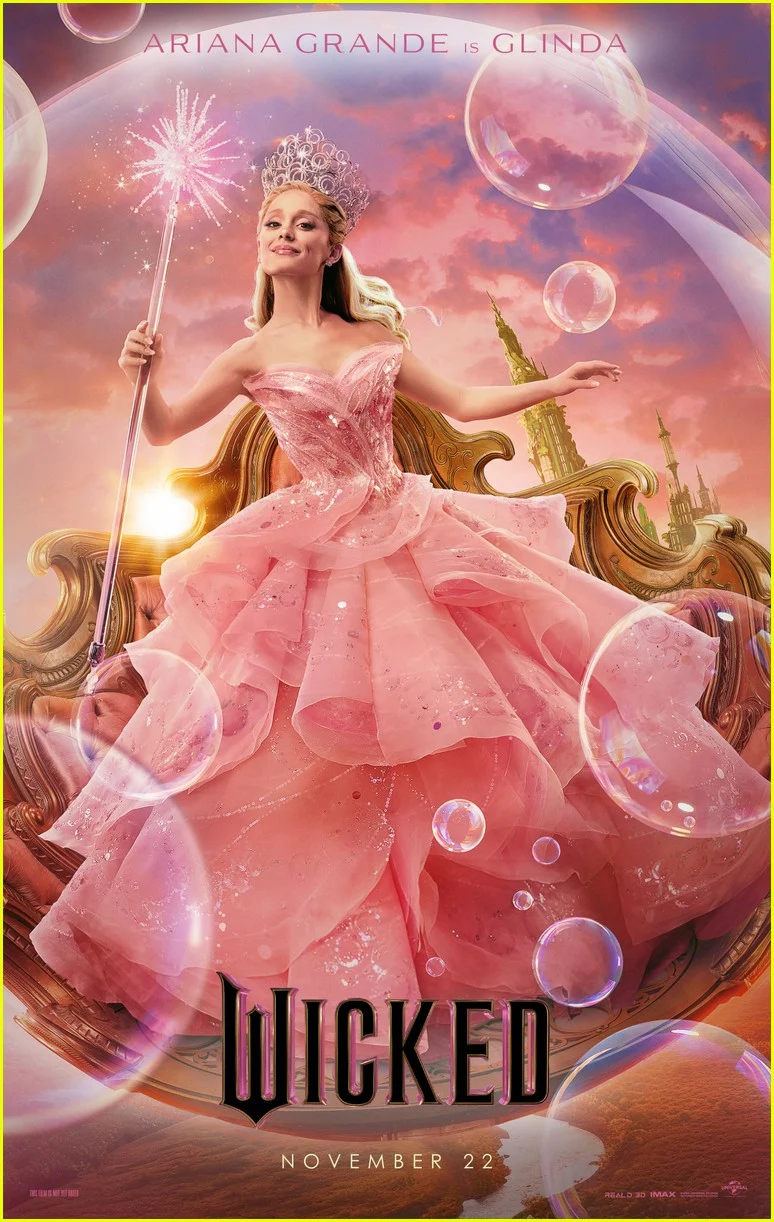 Glinda (Ariana Grande)