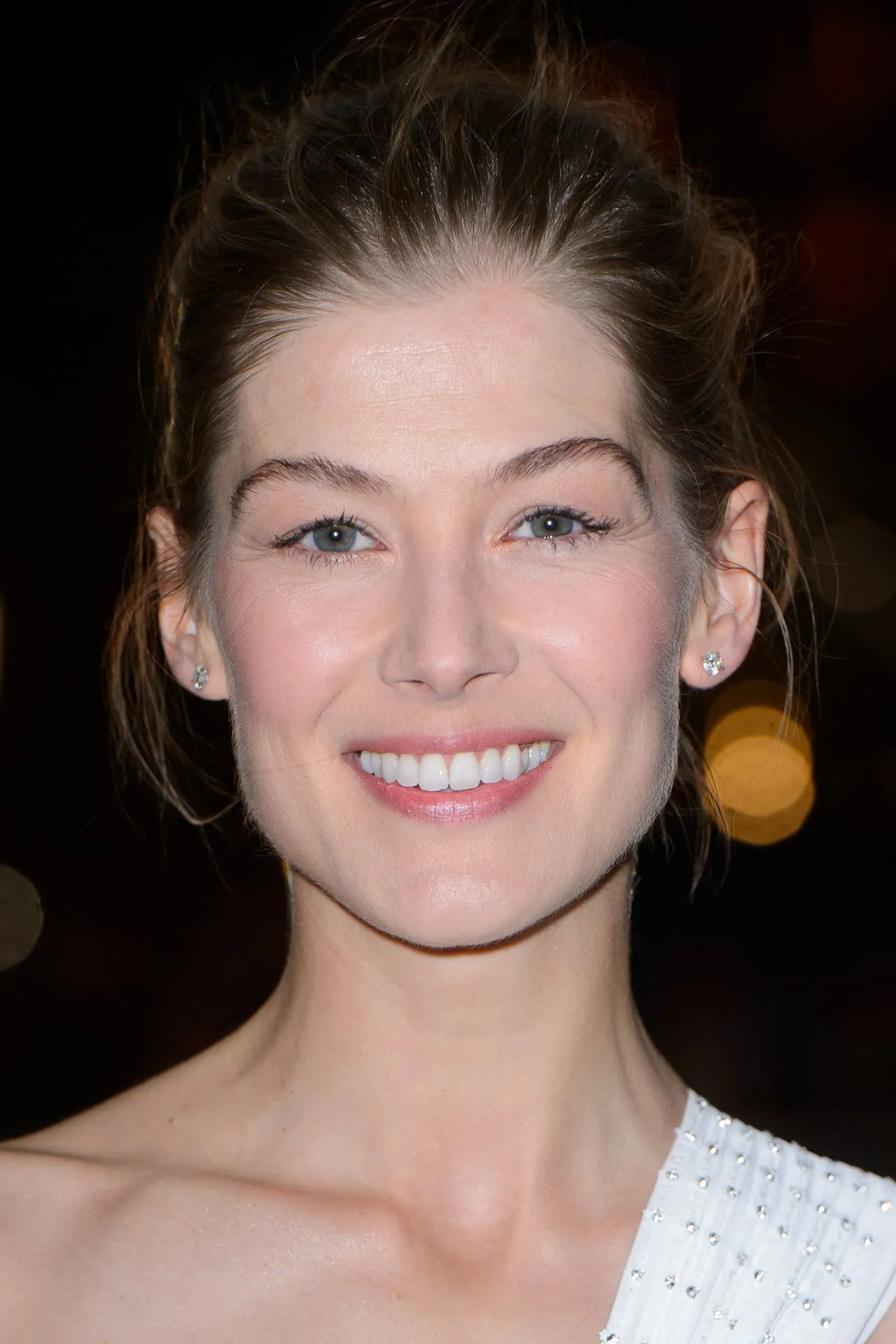Rosamund Pike