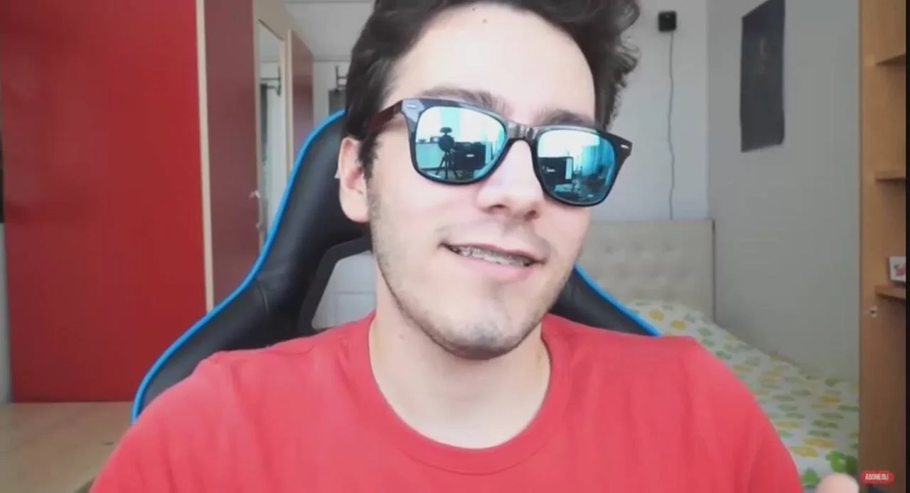 Enes Batur Sungurtekin (2016)