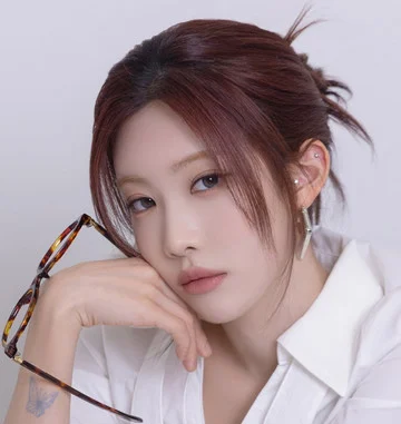 Kim Lip of ARTMS/LOONA