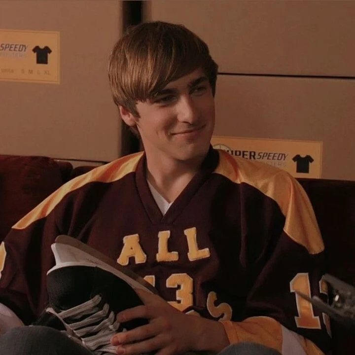 Kendall Knight (Big Time Rush series) (Latin Spanish)